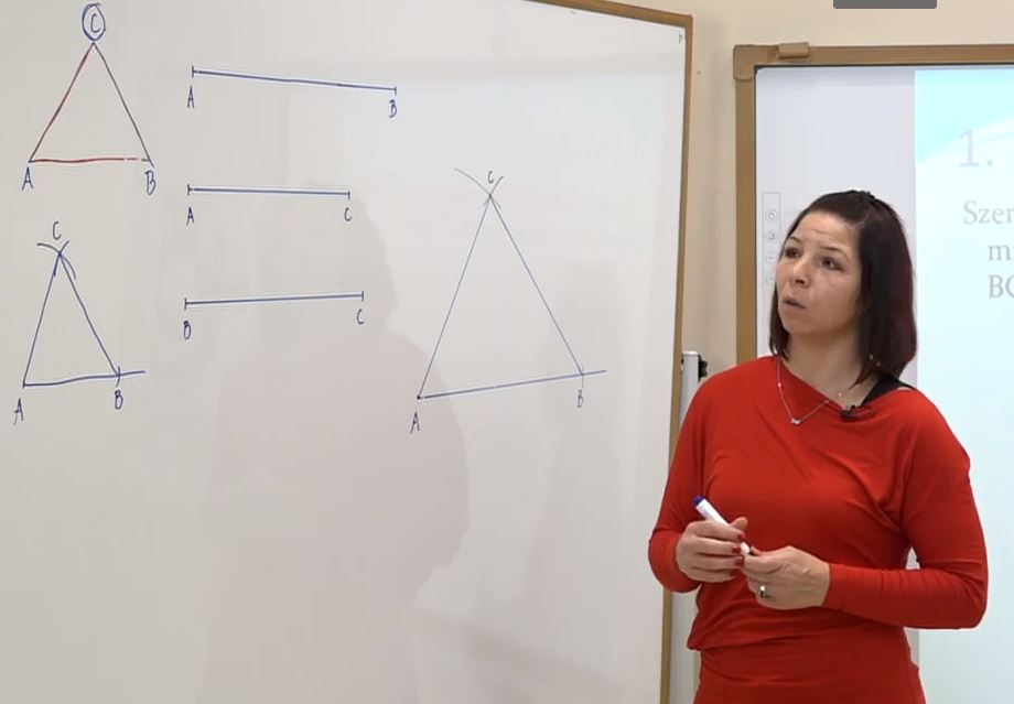 Háromszögek szerkesztése